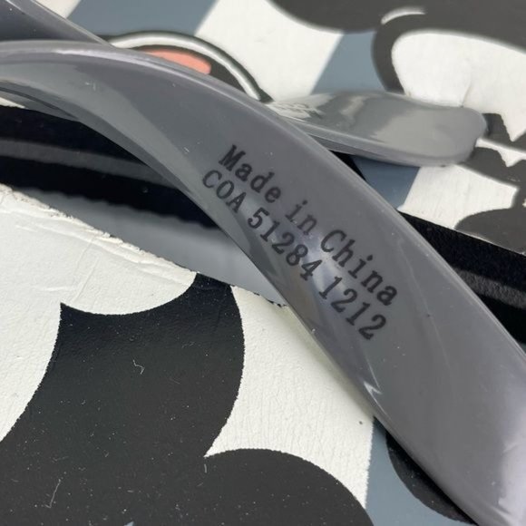 Mickey Mouse Kids Disney Flip Flops, Sz 8 - Picture 9 of 13